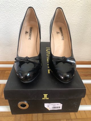 Zapatos de tacón Torrente charol negro T.38