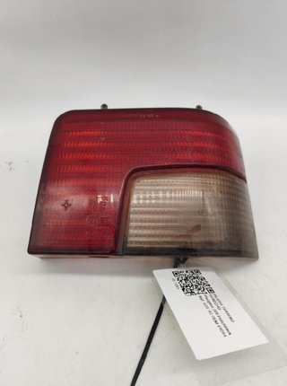 Peugeot 1885 piloto trasero derecho 89094 205