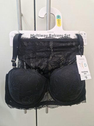 Conjunto de lenceria negro "Multiway Balcony Set"