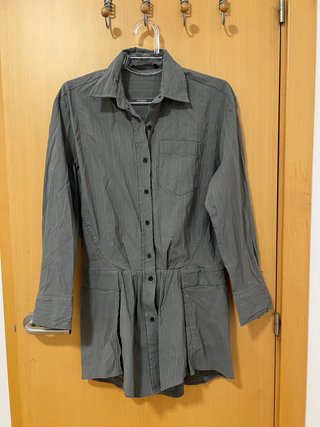 Vestido camisero gris Zara