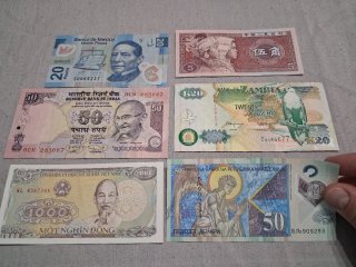 Lote de 6 Billetes Internacionales