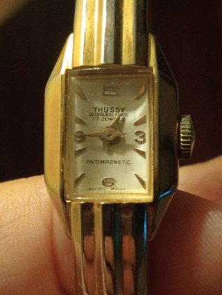 Reloj Thussy La Chaux-du-fonds.