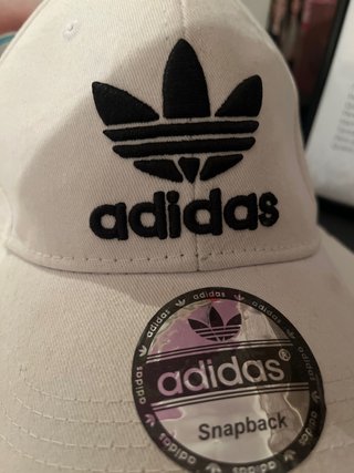 Gorra adidas Blanca