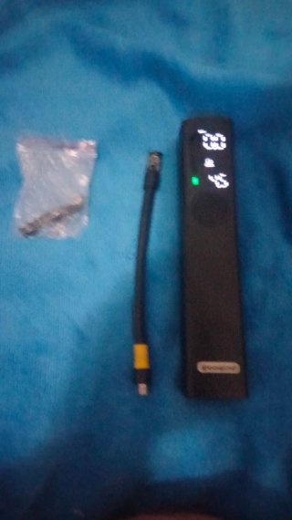 Inflador eléctrico portátil con linterna cargador