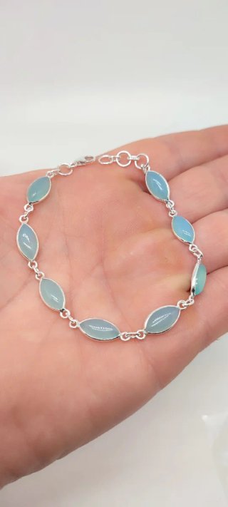 Pulsera de Plata y Calcedonia.