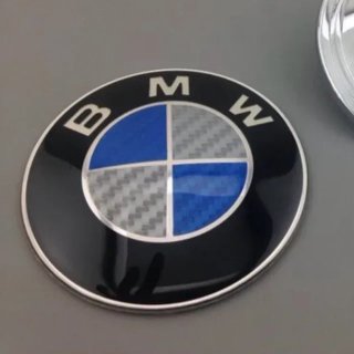 Chapa emblema carbono BMW 78 mm