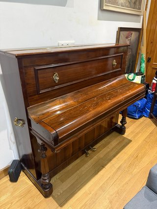 Piano Antiguo J. Chassaigne & Cie