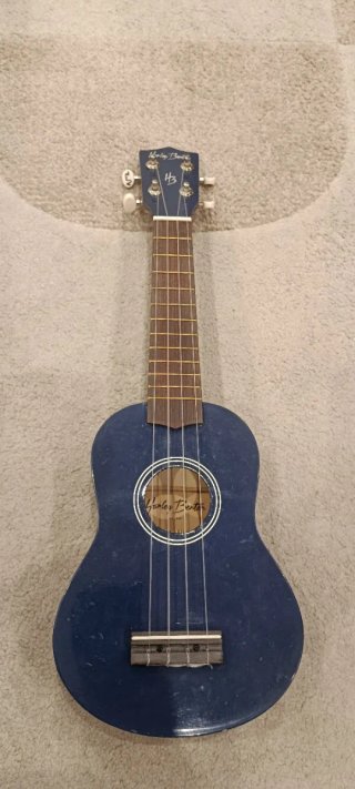 Ukelele azul HB