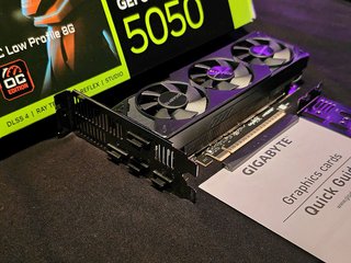 GIGABYTE RTX 5050 8GB (NEGOCIABLE)