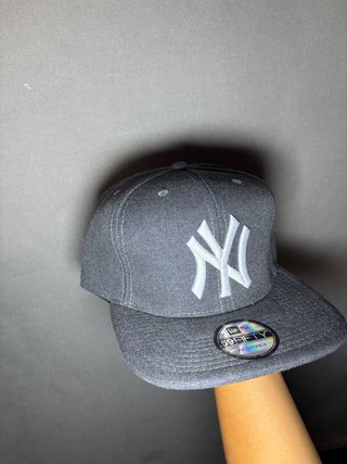 Gorra New Era Yankees Gris