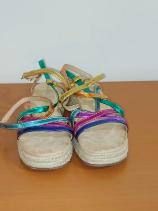 Sandalias Multicolor con Plataforma