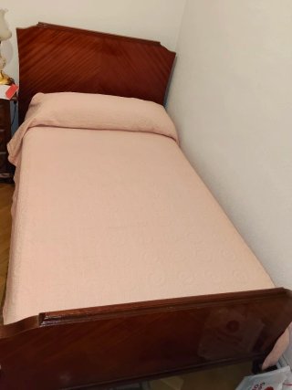 Cama con colchón y somier +Armario+cómoda
