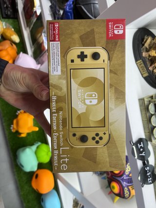 Nintendo Switch Lite Edizione Hyrule Zelda