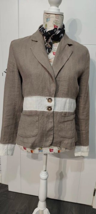 Americana Beige Talla 40