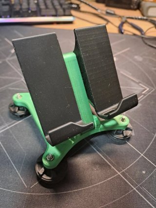 Soporte para móvil Aston Martin