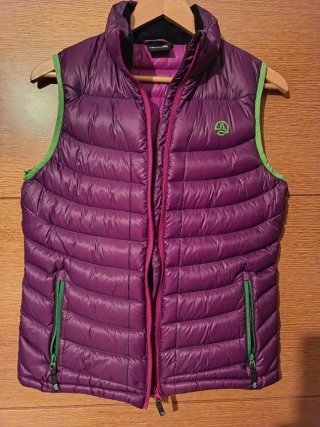 Chaleco Ternua plumífero morado