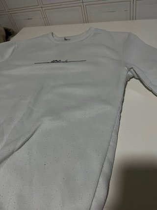 Sudadera Blanca sin Capucha