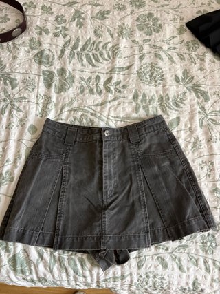 Falda pantalón negro gastado