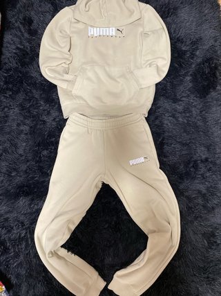 Conjunto Puma Beige Sudadera y Pantalón