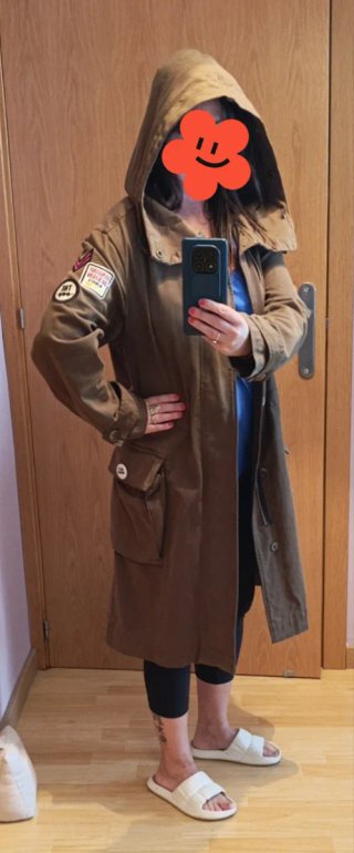 Parka verde con capucha