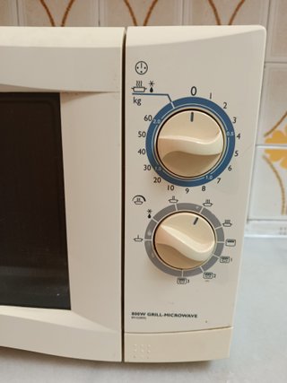 Microondas Grill Sanyo 800W