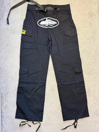 Pantalón Cargo Corteiz "Rules The World" Negro