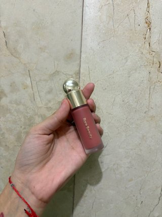 Colorete Rare Beauty Tono Worth