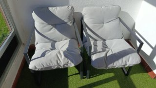 Sillones de terraza y mesa