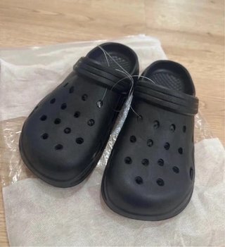 Zuecos Negros Estilo Casual