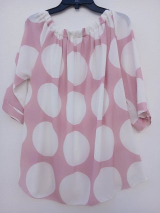 Blusa manga media lunares
