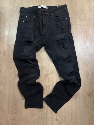 Pantalón vaquero negro Bershka