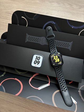 Apple Watch Series 7 Nike 45mm