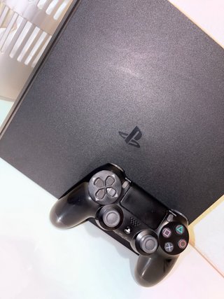 PS4 (PlayStation 4) Slim 500GB