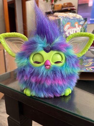Furby Hasbro 2023 Gala Edición Limitada Italiano