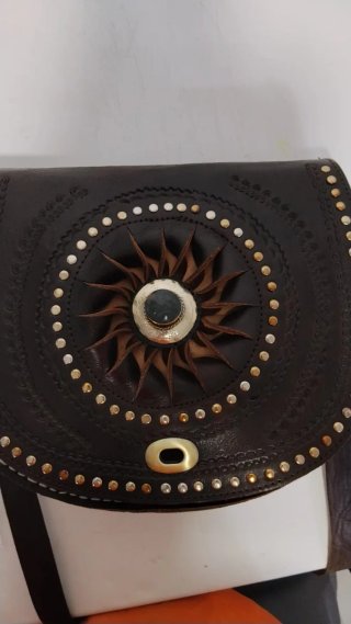 Bolso Clutch Árabe de cuero. Varios colores