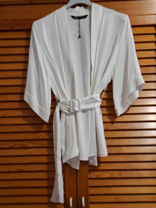 Blusa Zara blanca fluida Talla XS