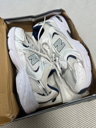 Zapatillas Talla 40 Blancas y Azul