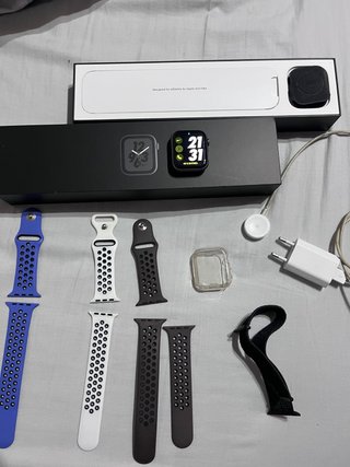 Apple Watch Series 4 Nike + Accesorios