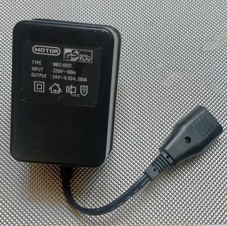 Cargador Alterna 24V 0.83A 20VA AC