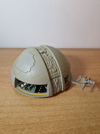 Star Wars Micro Machines Death Star Playset