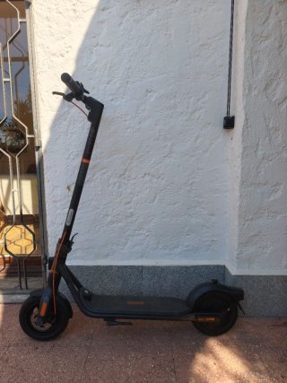 Patinete Eléctrico Ninebot Segway F2 Pro E