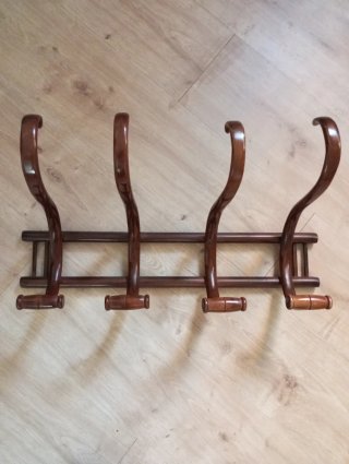 Perchero de Pared de Madera