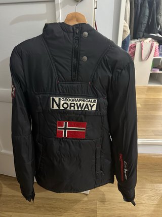 Abrigo Geographical Norway Negro