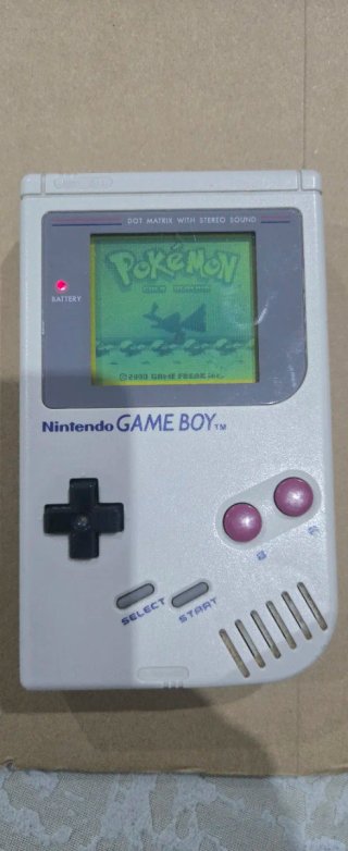 Nintendo Game Boy Original Blanca + Pokémon