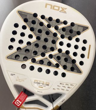 Nox AT10 Genius 12K XTREM 2026 defecto pintura