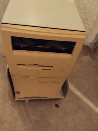 Caja PC Antigua HP Vacía