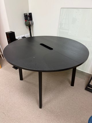Mesa de oficina Redonda IKEA Negra 100 cm