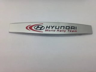 Emblema lateral o trasero Hyundai plata mate