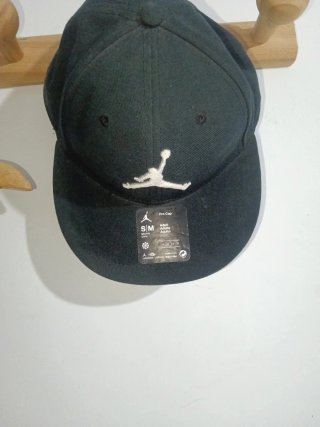 Gorra Jordan seminueva Negra talla S/M