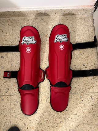 Espinilleras Muay Thai Danger Equipment